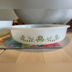 Vintage Glassbake round pans